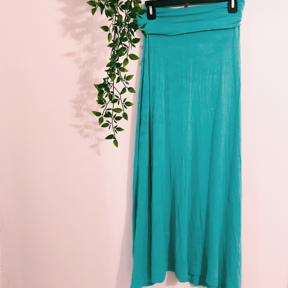 Teal Maxi Skirt 🌷